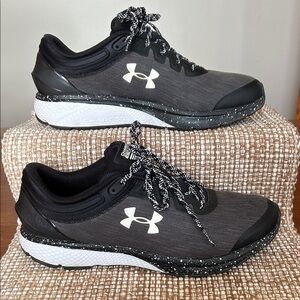 Under Armour Charged Escape 3 Evo Gray and Black Athletic Shoes Women’s 10